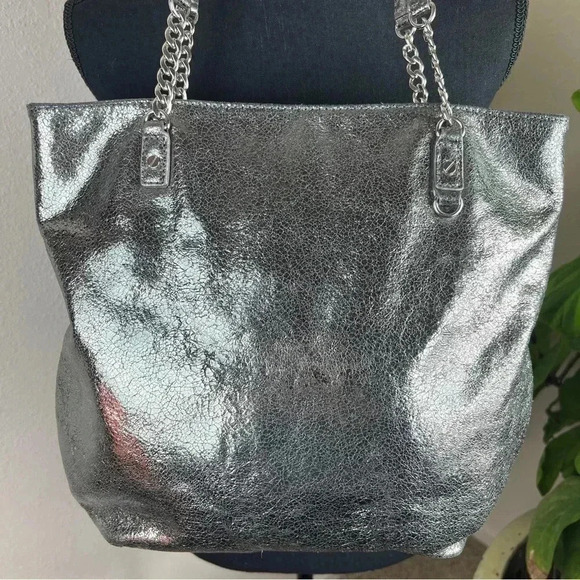 Michael Michael Kors Women’s Jet Set Metallic Silver Tote Purse Bag - Picture 14 of 16